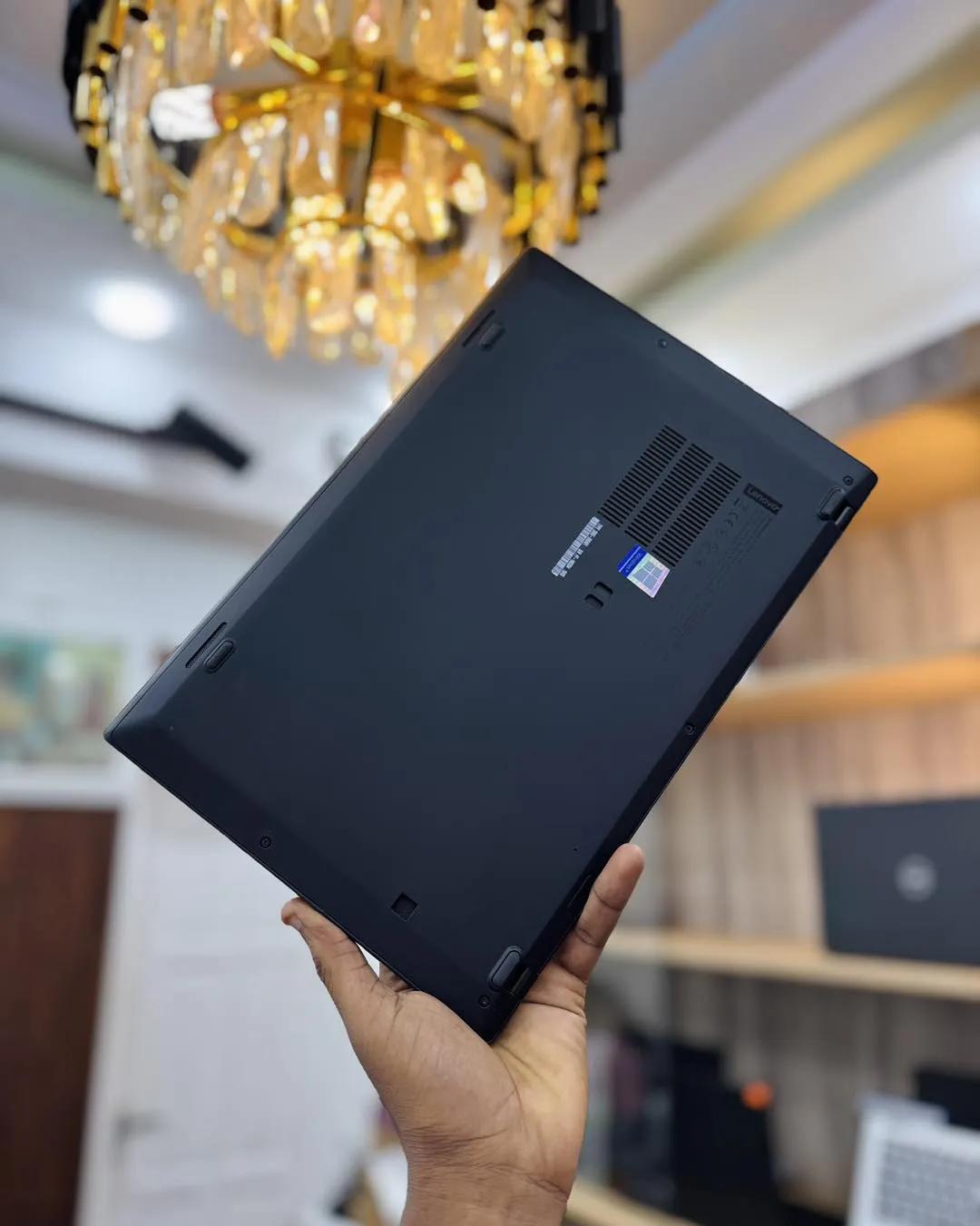 لپ تاپ ایکس ون کاربون - تصویر 6
